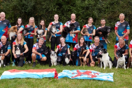 Die Mannschaft setzt sich aus hundebegeisterten Amateuren zusammen