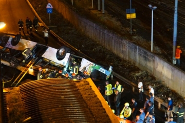 Italien / Nach Sturz von Brücke: 21 Tote bei Busunglück in Venedig