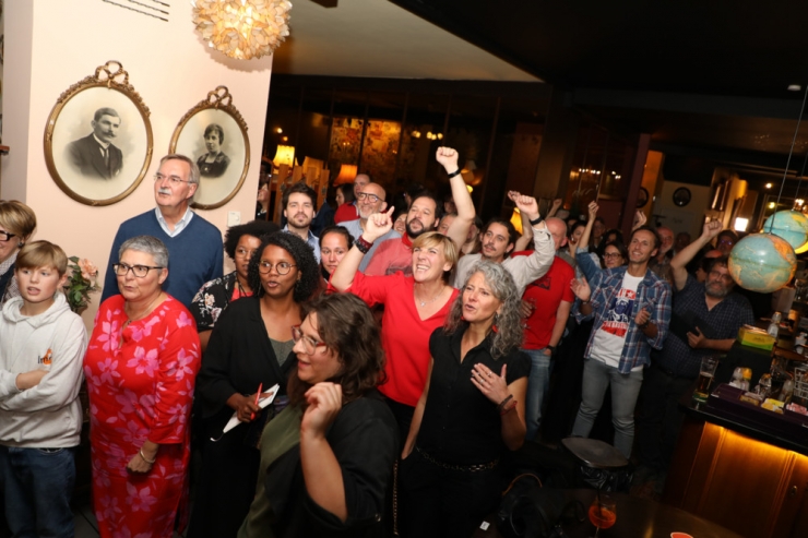 Wahlabend / Erleichterung trotz Sorge um Rechtsruck: „déi Lénk“ behält ihre beiden Sitze