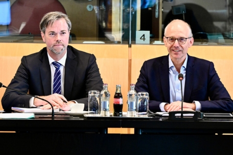 Formateur Luc Frieden (rechts) und sein Assistenten Luc Feller
