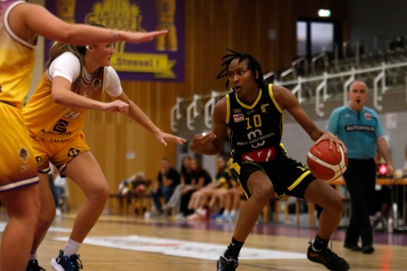 LBBL Damen / Nach dem 4. Spieltag sind noch drei Teams ohne Sieg