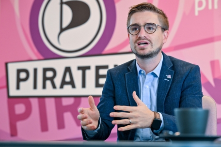 Ein Parlament soll eine gute Mischung von Jung und Alt sein, findet der Politiker
