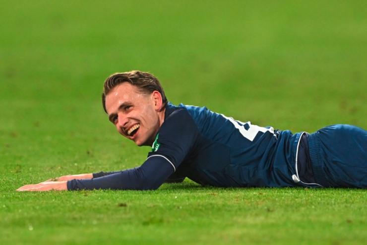 Bundesliga / Olesens Kölner im Derby unter Druck