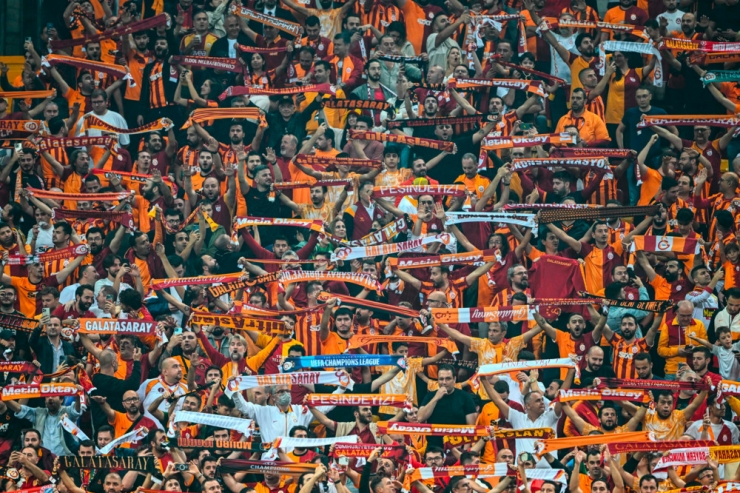 Champions League / Bayern eiskalt in der „Hölle“ von Istanbul