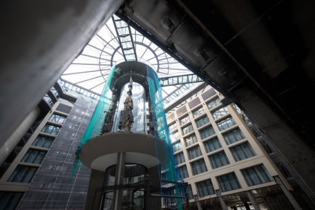 Deutschland / Justiz stellt Ermittlungen um geplatztes Riesenaquarium in Berlin ein