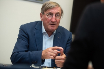 Petingen / Bürgermeister Jean-Marie Halsdorf: „Was zählt, ist, was hinten rauskommt“