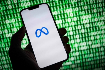 Soziale Medien / Meta verlangt für Facebook ohne Werbung zehn Euro im Monat 