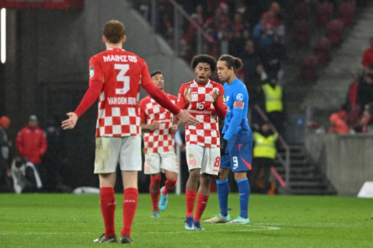 Luxemburger im Ausland / Befreiungsschlag für Mainz durch Barreiro