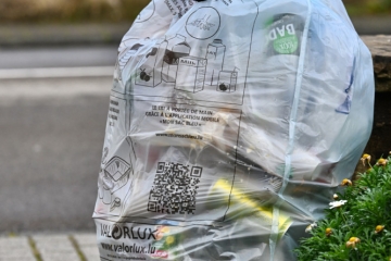 Mülltrennung / Bioplastik, Chipstüten und Kaffeekapseln: Das kommt in Luxemburg nicht in die blaue Tüte