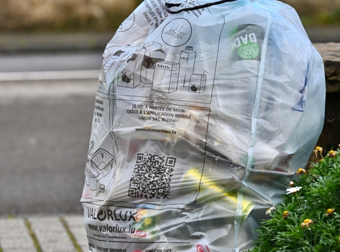 Mülltrennung / Bioplastik, Chipstüten und Kaffeekapseln: Das kommt in Luxemburg nicht in die blaue Tüte
