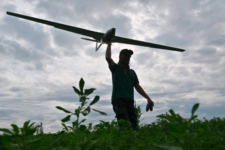 Ein ukrainischer Drohnen-Pilot im Einsatz: Die Drohnen dominieren inzwischen  das Schlachtfeld