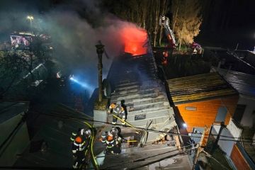 Belval / „Ich weiß nicht, was passiert ist“: Anbau eines Cafés geht in Flammen auf