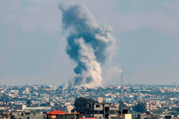 Gazastreifen / Israelische Armee: Kontrolle über mehrere Hamas-Regierungsgebäude übernommen