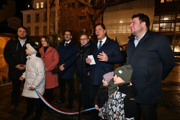 Escher Krëschtmoart / Feierliche Eröffnung ohne Stargast