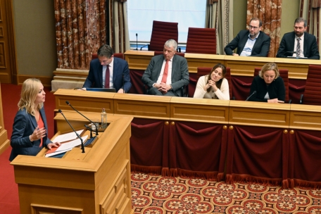 Taina Bofferding (LSAP): „Für uns ist klar, wir müssen die Armut bekämpfen, nicht die Armen“