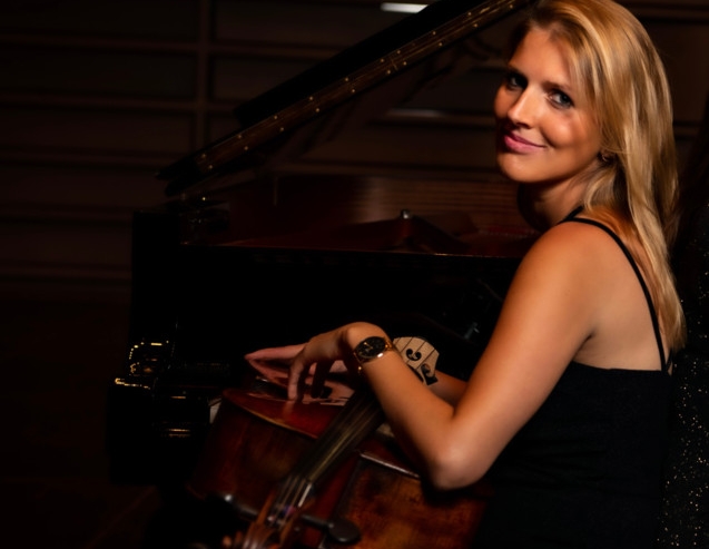 Philharmonie / Cellistin Anik Schwall im Gespräch: „Ich liebe die Intimität des Trios“