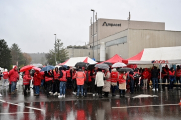 Streik / Belegschaft von Ampacet legt Arbeit nieder – „Wir wurden bedrängt und sogar belästigt“ 