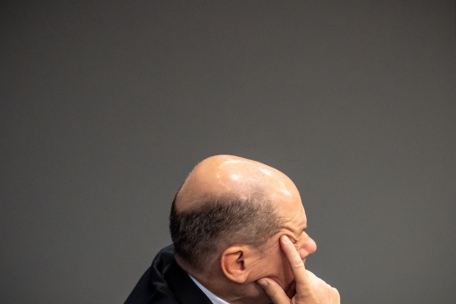 Bundestagsdebatte über Haushalt / Scholz wirbt für Vertrauen – und wird ausgelacht