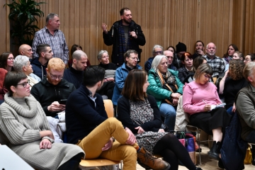 Esch / „Absolut enttäuschend“: Stahlwerk-Vertreter glänzen bei Bürgerversammlung durch Abwesenheit