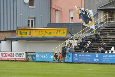 Editorial / Machen statt reden – die Probleme des Vereinslebens