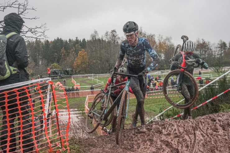 Cyclocross / Offener Rennausgang „am Däich“: Achter Lauf des Skoda Cross Cup in Ettelbrück