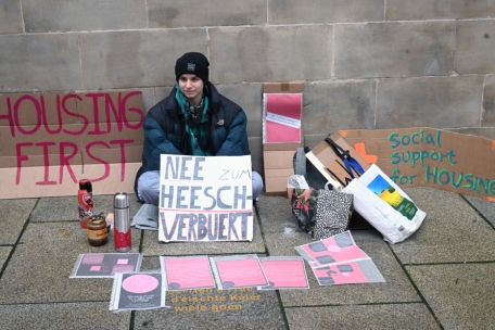 Bettelverbot / Menschenrechtsanwalt: „Als würden Sie Geschlechtsverkehr verbieten, um Vergewaltigungen vorzubeugen“