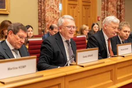 Vor Europawahlen / EU-Kommission auf der Zielgeraden: Nicolas Schmit stellt letzte Initiativen vor