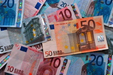 Umfrage / Nur die Hälfte der Luxemburger Erwachsenen kann mit Geld umgehen