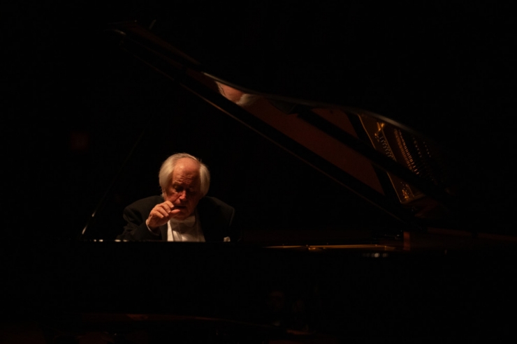 Alain spannt den Bogen / Konzerte mit Le Concert Lorrain und Grigory Sokolov: feinste Klänge zum Jahresausklang