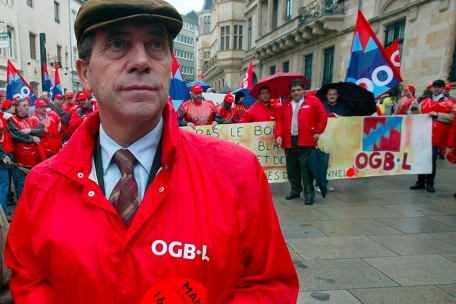 Biografie  / De Casteg. Ein Leben für die Anderen.