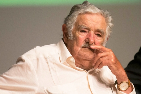„Wir müssen der Drogenmafia ihr Geschäftsmodell entreißen“: der ehemalige uruguayische Präsident Pepe Mujica
