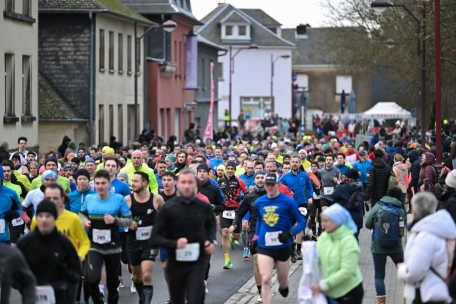 Volkslauf / Rund 500 Läufer am Start des 40. „Sylvesterlaf“: Letzte Runde war ein großer Erfolg