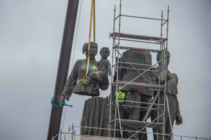 Bulgarien / Gericht hat die begonnene Demontage des Denkmals der Sowjetarmee gestoppt