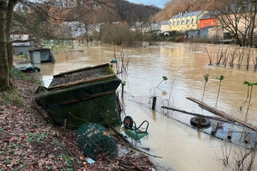 Video / Anwohner in Hesperingen haben sich auf das Hochwasser vorbereitet