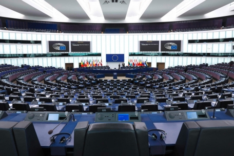 Gesetze im Akkord / EU-Parlament und Rat haben sich vor Jahreswechsel auf 70 legislative Vorlagen geeinigt