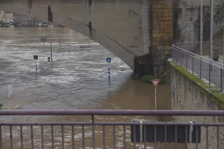 Wo die Sauer bei Wasserbillig in die Mosel mündet, ist von der Uferpromenade nicht mehr viel zu sehen