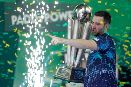 Darts-WM / Ex-Pummel wird Primus: Humphries und der Weg nach oben