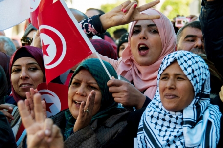 Tunesien ist das einzige Land, in dem der Arabische Frühling erfolgreich war – und dennoch ist das Land noch nicht zur Ruhe gekommen. Hier eine Demonstration im Januar 2018 in Erinnerung an den Umsturz.