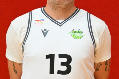 Hostert-Kapitän Yannick Julien ist mit seinen 39 Jahren der älteste Spieler der LBBL