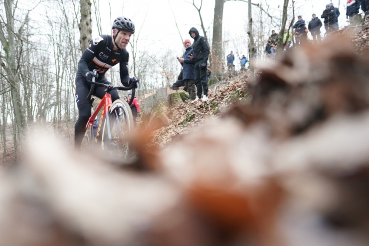 Cyclocross-Landesmeisterschaft / Masters: Arnoldy feiert Start-Ziel-Sieg