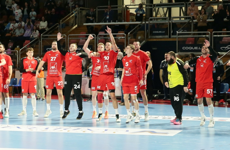 Sieg gegen Lettland / „Genau um solche Momente zu erleben, spielt man Handball“: Die Reaktionen nach dem Spiel