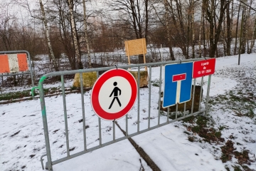 Schilder-Panne in Esch / Renaturierung der Dipbech: Spazierweg bleibt geöffnet