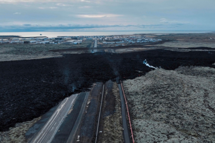Naturgewalt / Angespannte Ruhe in Island nach Vulkanausbruch