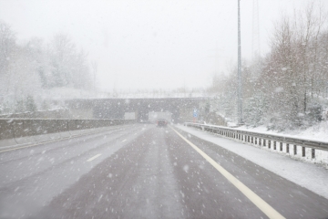 Schneechaos in Luxemburg / Tipps vom ACL: Wie komme ich am sichersten durch den Verkehr?