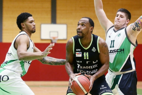 Basketball / Play-off-Kampf im Mittelpunkt