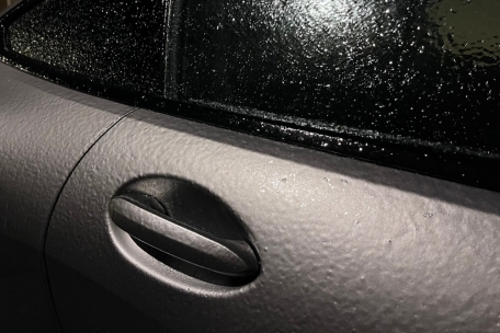 Wer das Auto stehen lassen kann, sollte das tun: Diese Autotür in Esch ließe sich sowieso nicht öffnenWer das Auto stehen lassen kann, sollte das tun: Diese Autotür in Esch ließe sich sowieso nicht öffnen