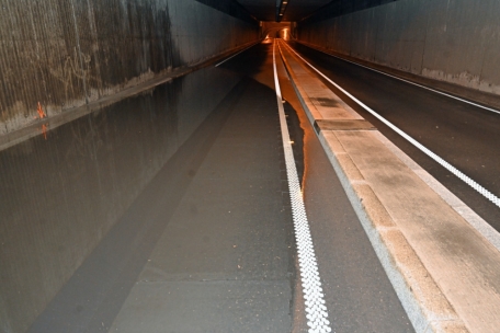 Wasser im Tunnel Kirchberg