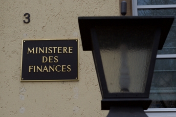 Steuern / Finanzminister: Immobilienkrise schlägt sich auf Staatsfinanzen nieder