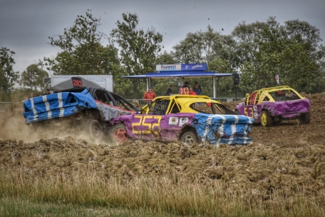 Stock-Cars / Spannender Saisonverlauf