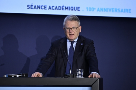 Kommissar Nicolas Schmit, der vor einem anstrengenden europäischen Wahlkampf steht – dies aber recht gelassen angeht